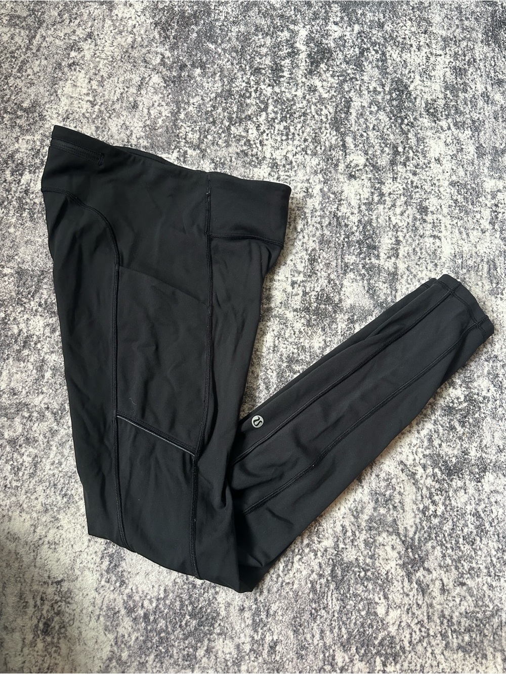 Black Lululemon Leggings with Side Pocket